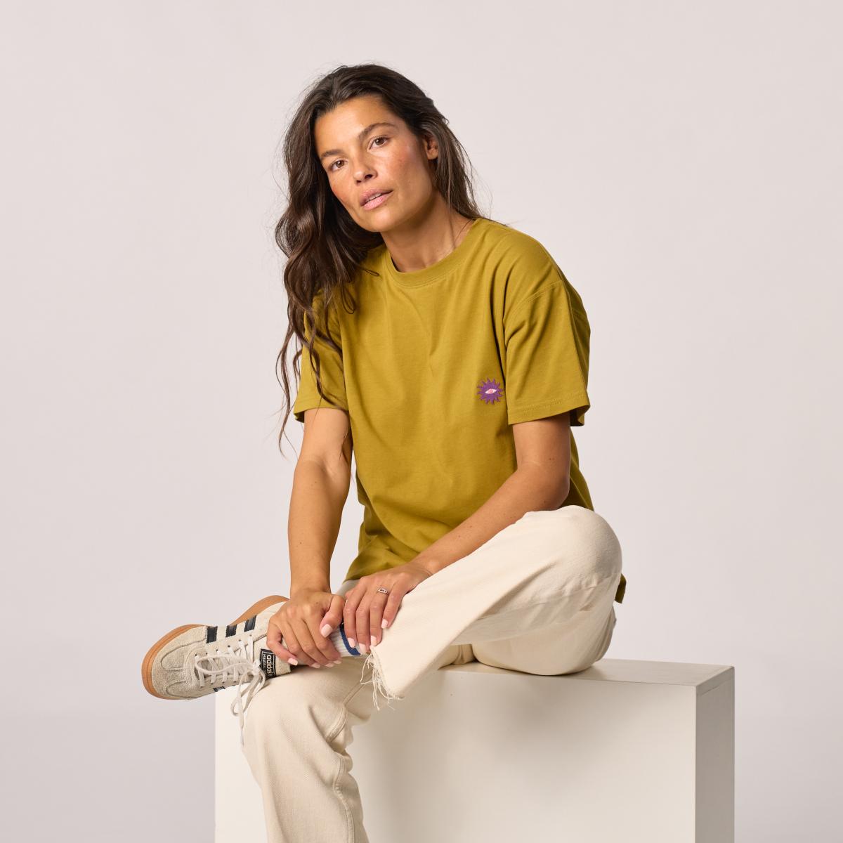 T-shirt femme en 100% coton bio - Vert olive, broderie soleil