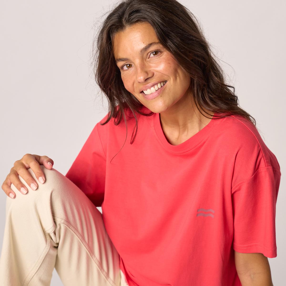 T-shirt femme en 100% coton bio - Rouge, imprimé soleil