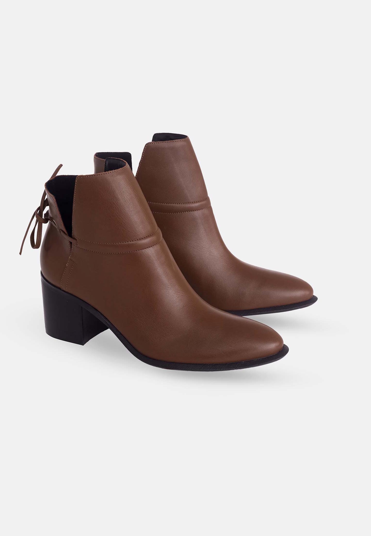 Bottines à Talon Attalea Mangará - Chaussures en Cuir Élégantes