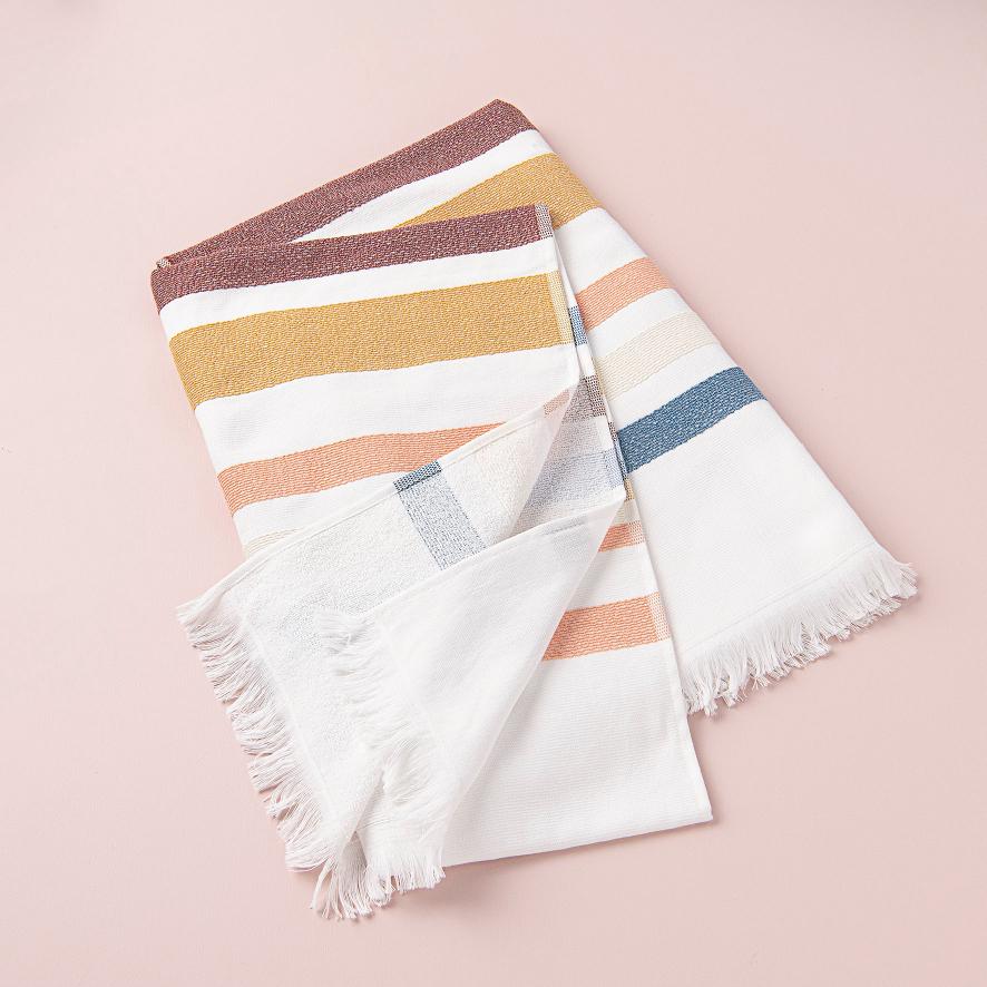 Mia Zia - Linge de Plage Haut de Gamme – Serviette Fouta – Le Thème “Tichka” fond Blanc