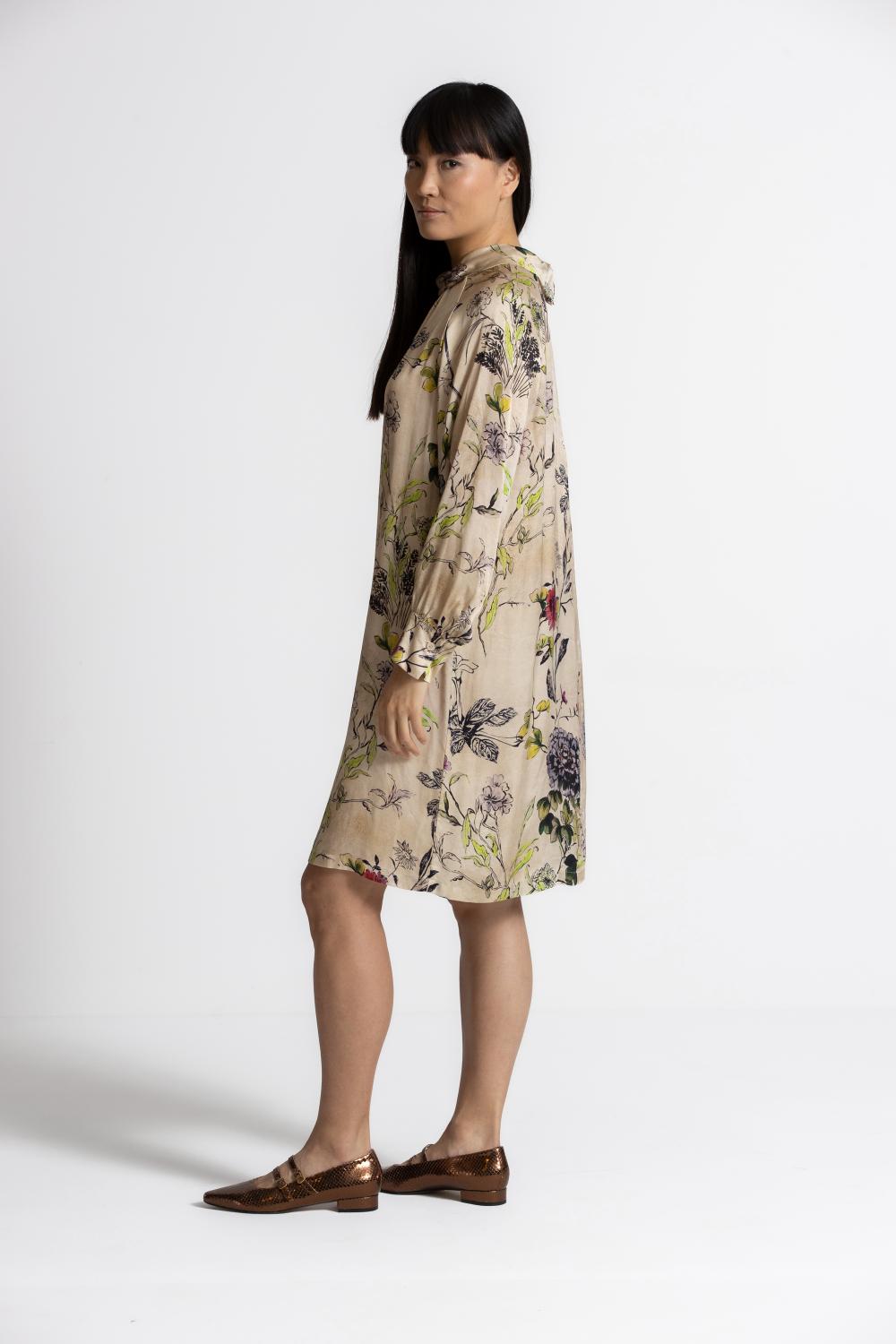 Robe - Kick Offic 658 - Beige