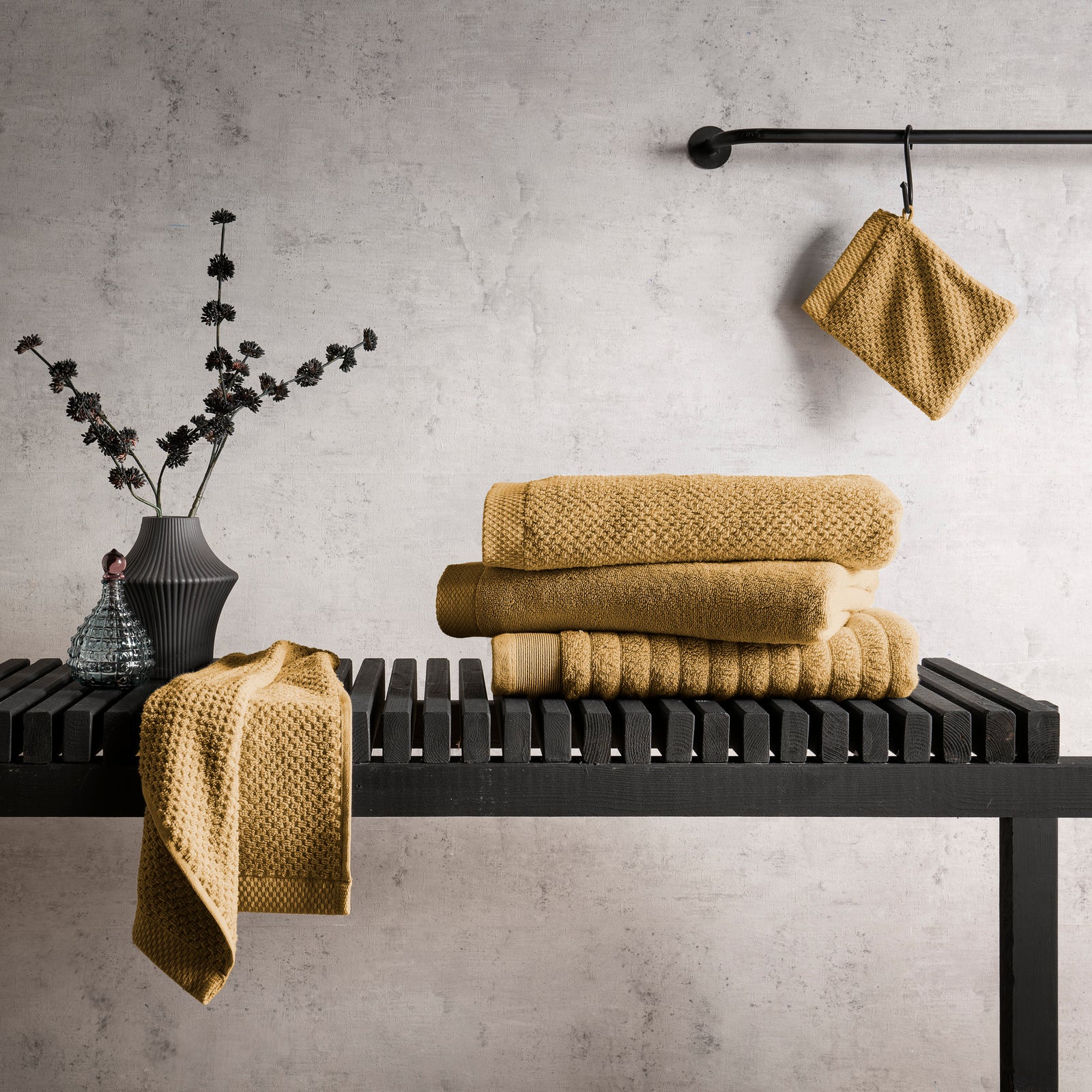 Heckettlane - Grant Ochre Yellow