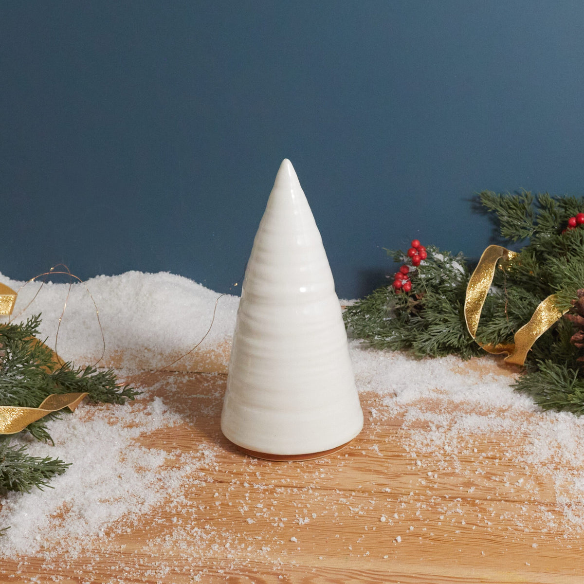Sapin en grès tourné, 10"