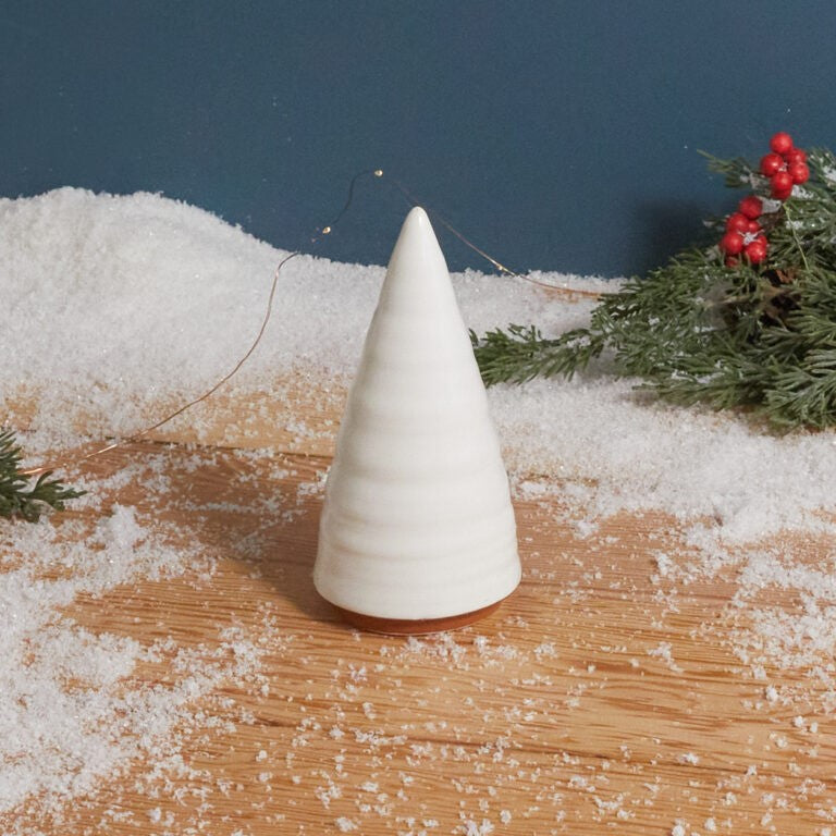Sapin en grès tourné, 6"