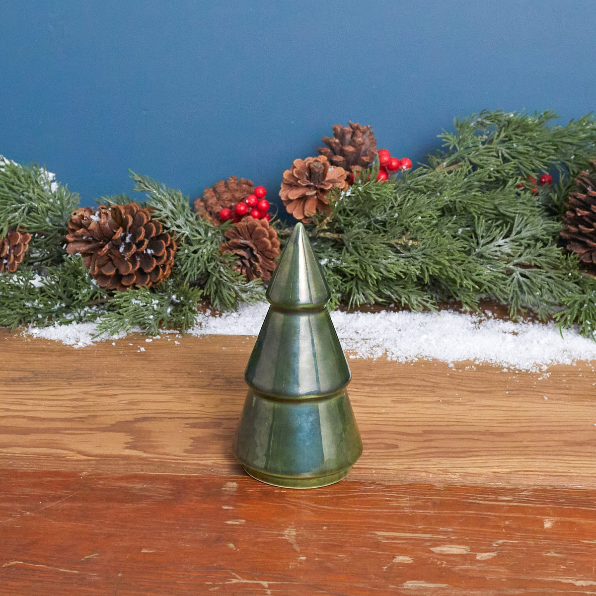 Sapin étoilé en grès, vert métallisé, 4"