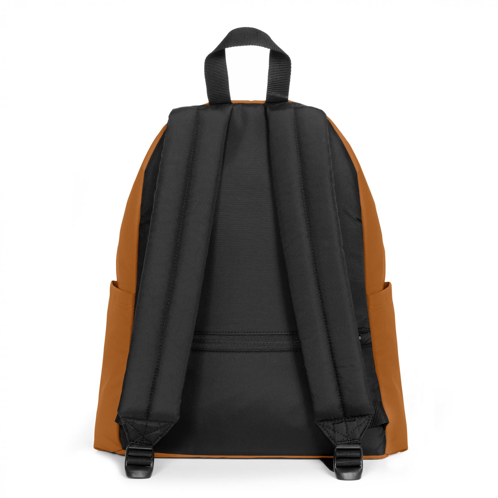 Day Pak'R Caramel Brown