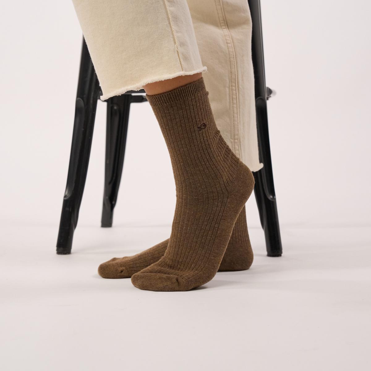 Chaussettes unies en coton peigné - Marron