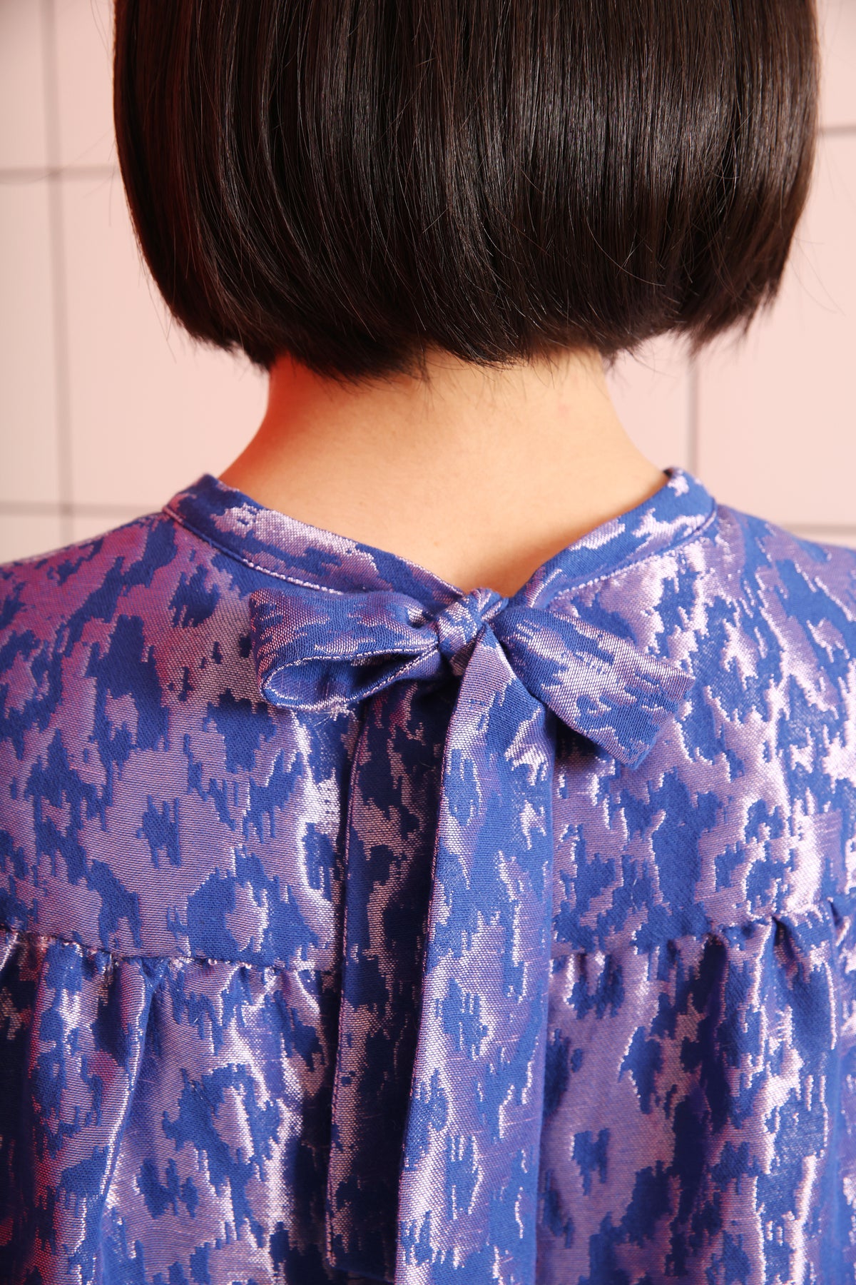 Robe - Nickleback - Sheer Lilac