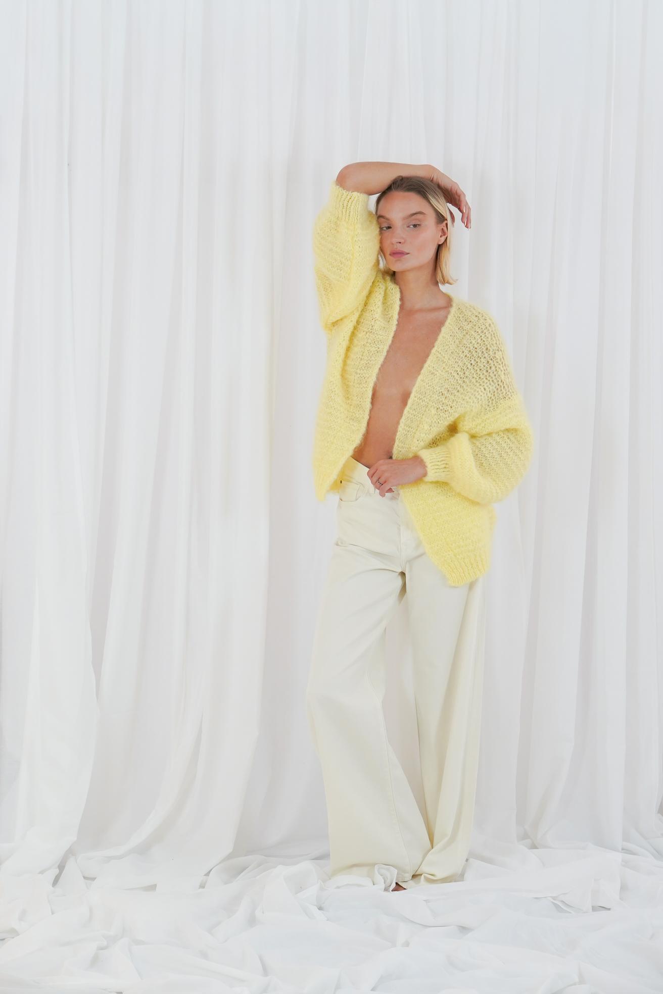 Cortez - Butter Yellow