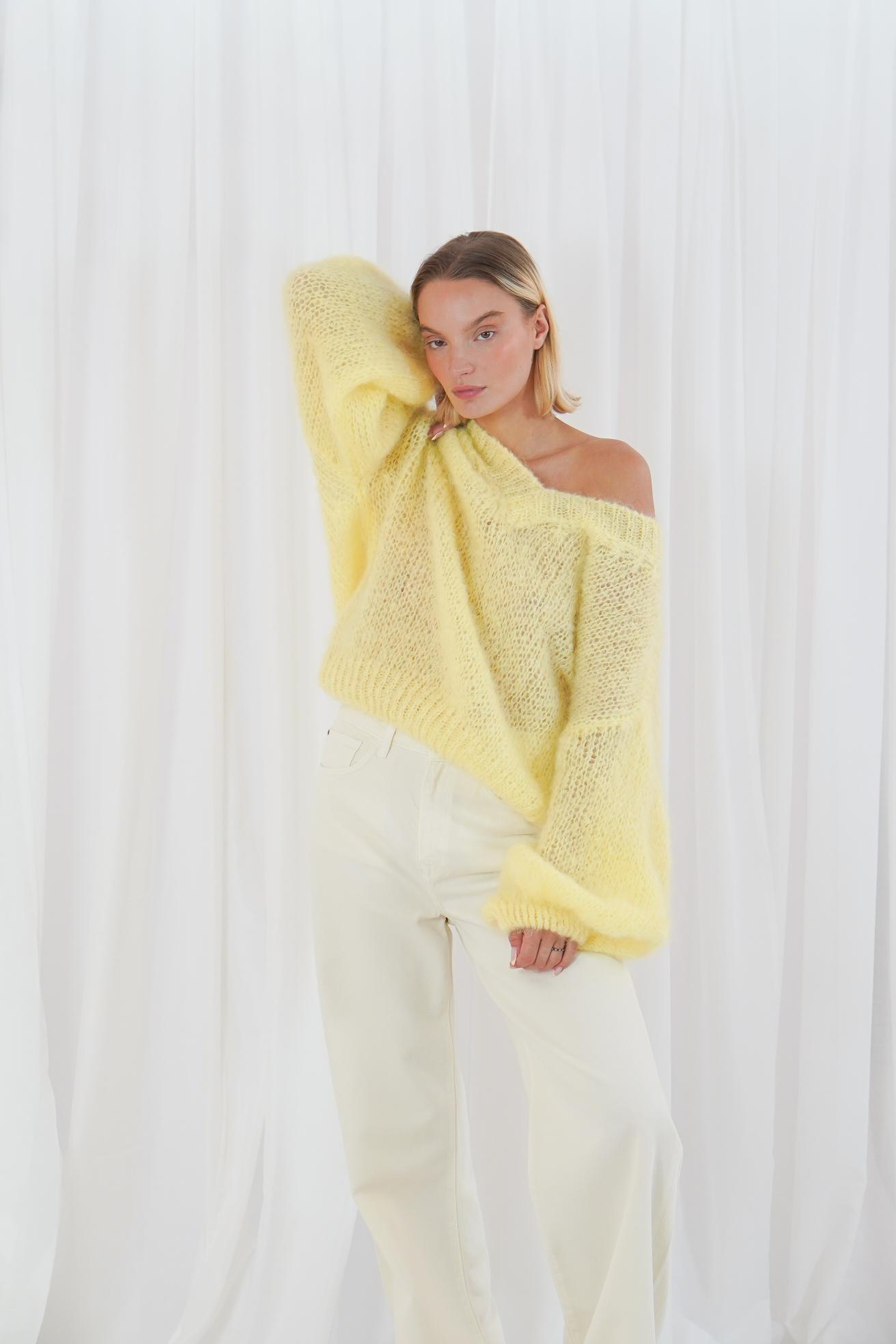 Engelwood - Butter Yellow