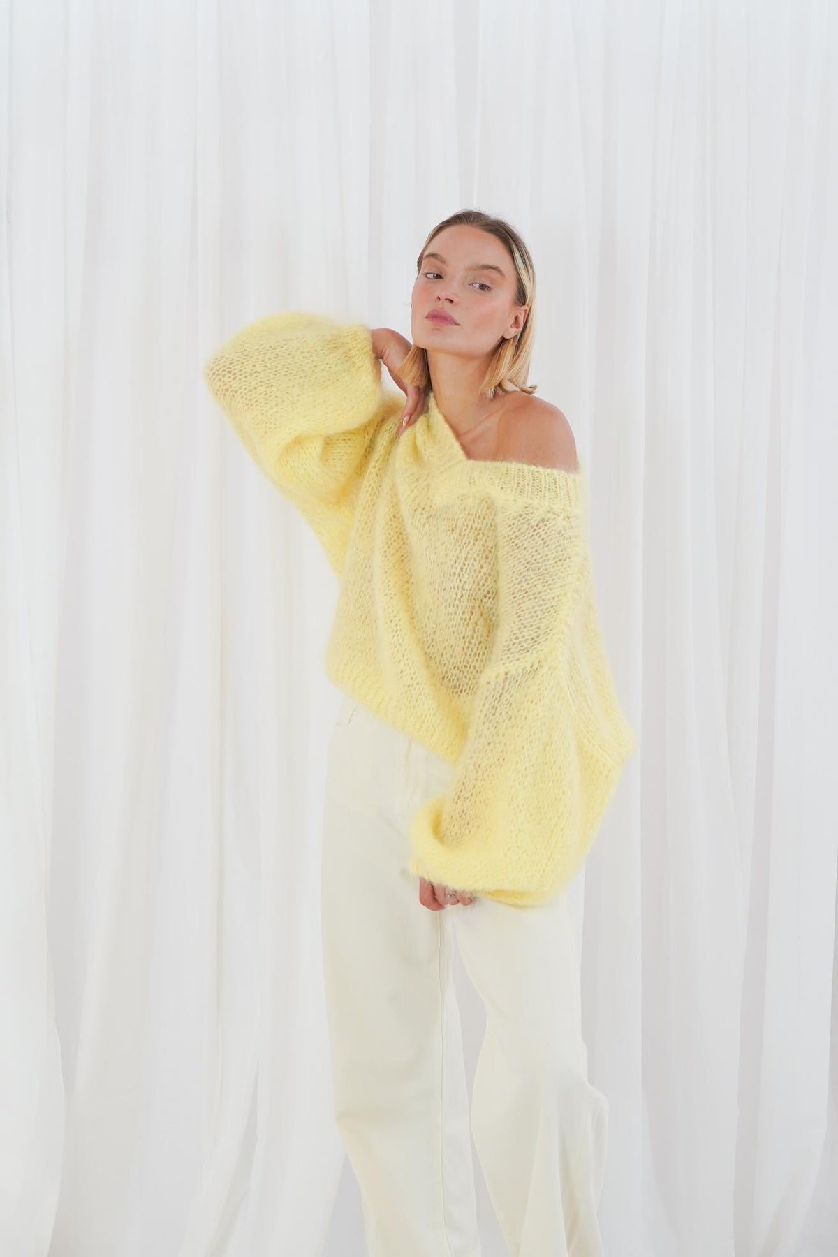 Engelwood - Butter Yellow