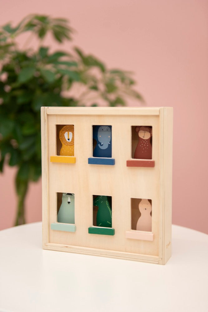 appartement pour animaux en bois