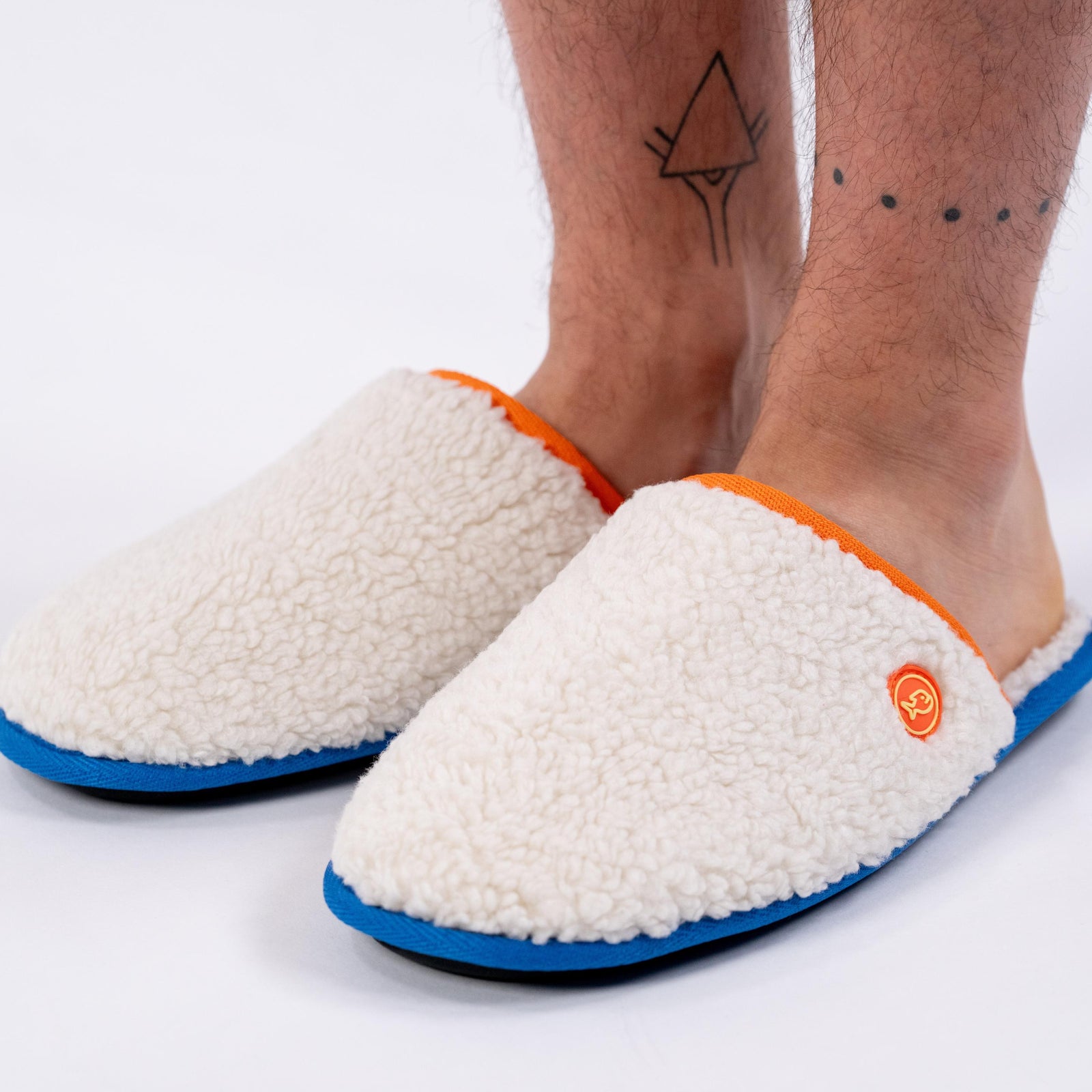 Chaussons en sherpa - Beige et orange