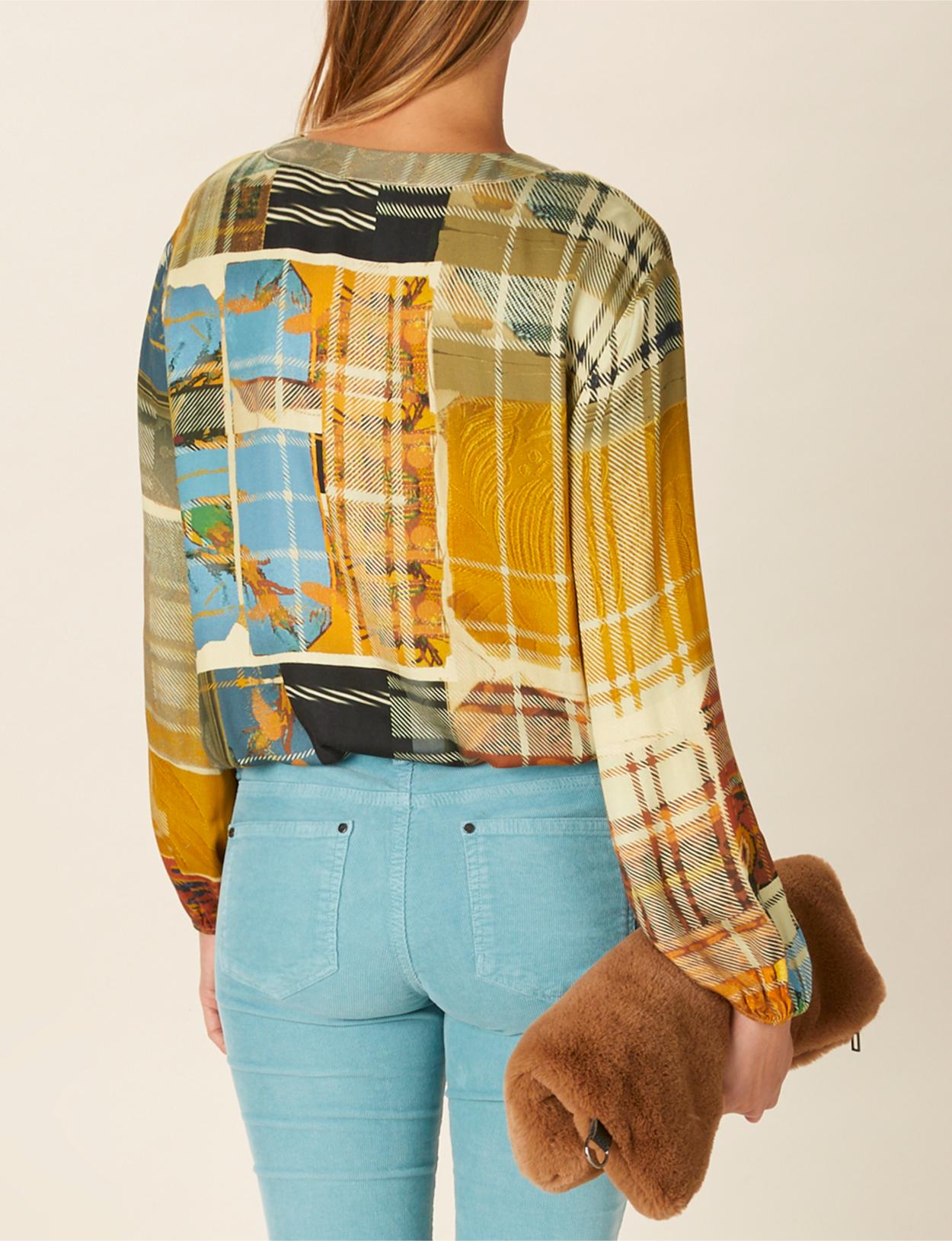 Loose V-Neck Shirt In Multi - Multi