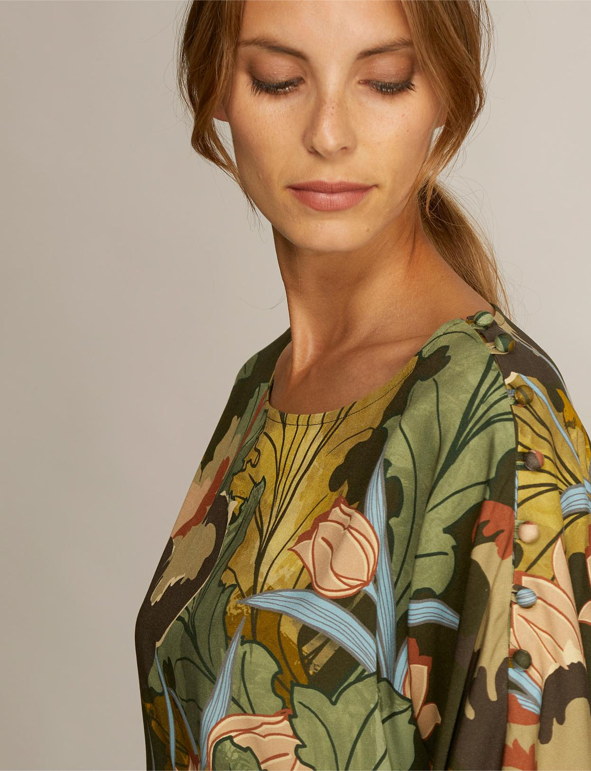 Boat Neck Viscose Shirt In Green - Vert