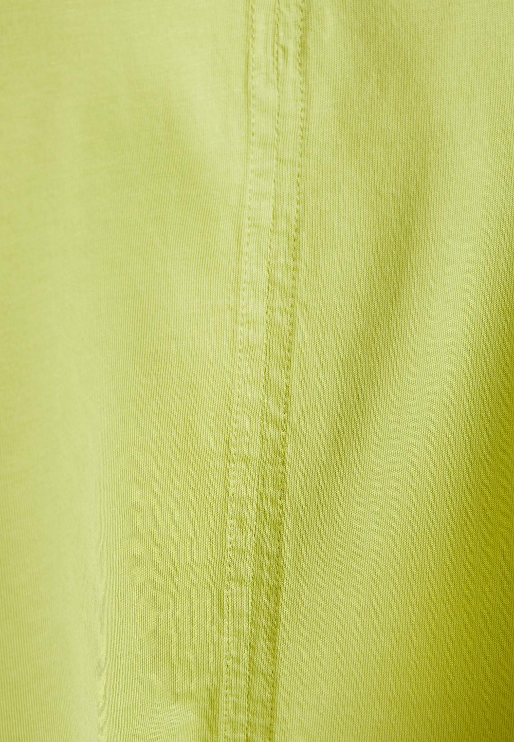 Loose V-neck T-shirt in Green - W