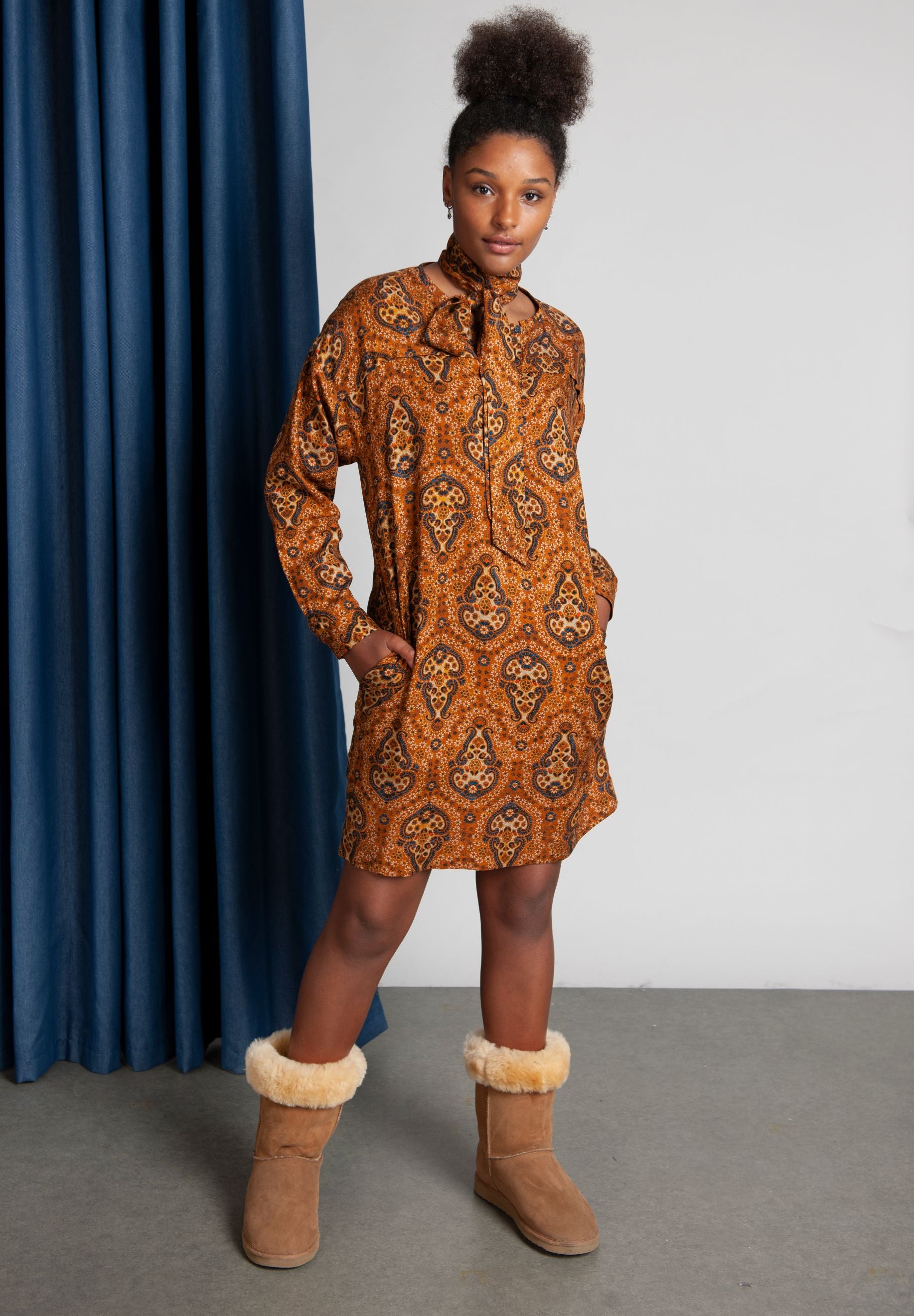 Femme Robe En Viscose À Manches Longues En Marron - W