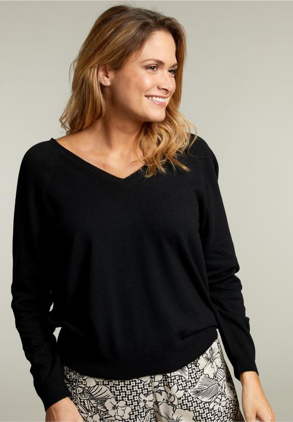 Black Deep V-Neck And V-Back Pullover - Noir