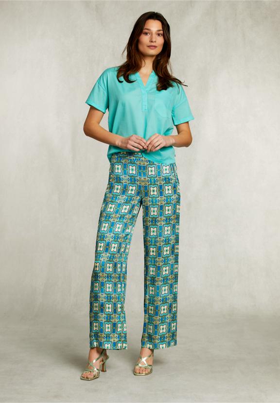 Turquoise V-Neck Blouse With Pocket - Vert