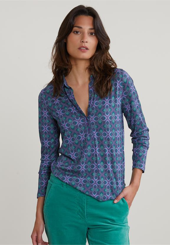 Purple/Green Fantasy V-Neck T-Shirt - Bleu