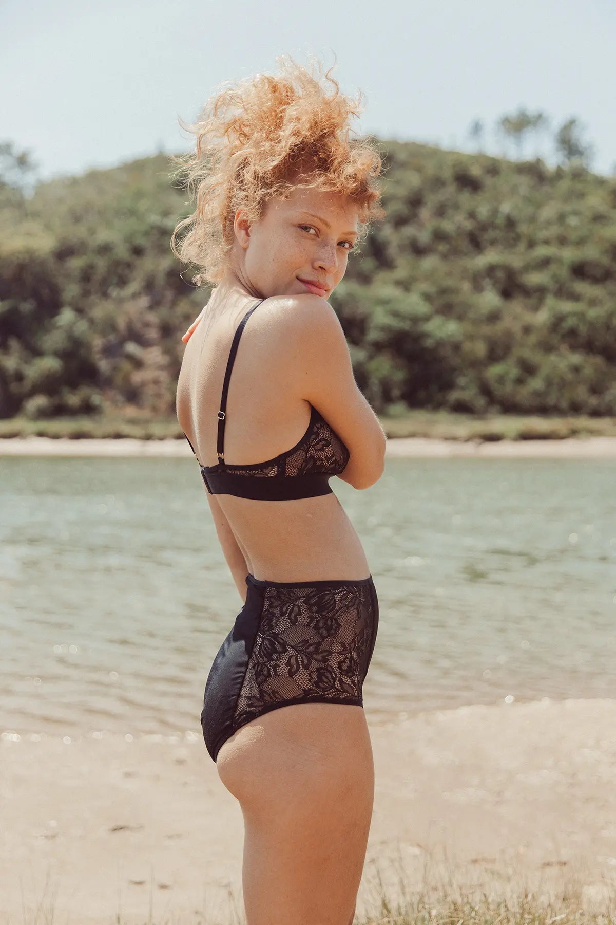Soutien-gorge Triangle Fleurs Noir
