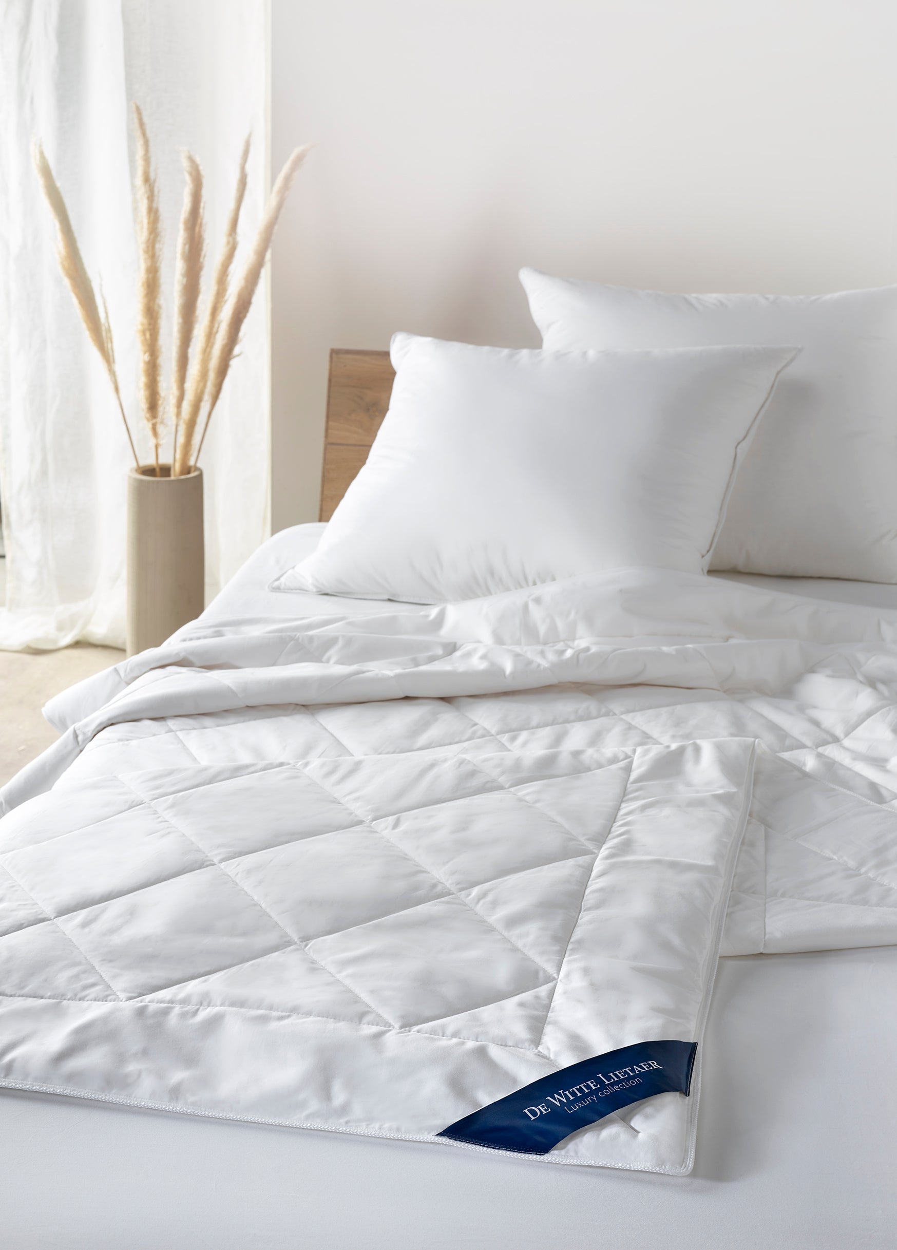 Luxury Collection - Doodle White