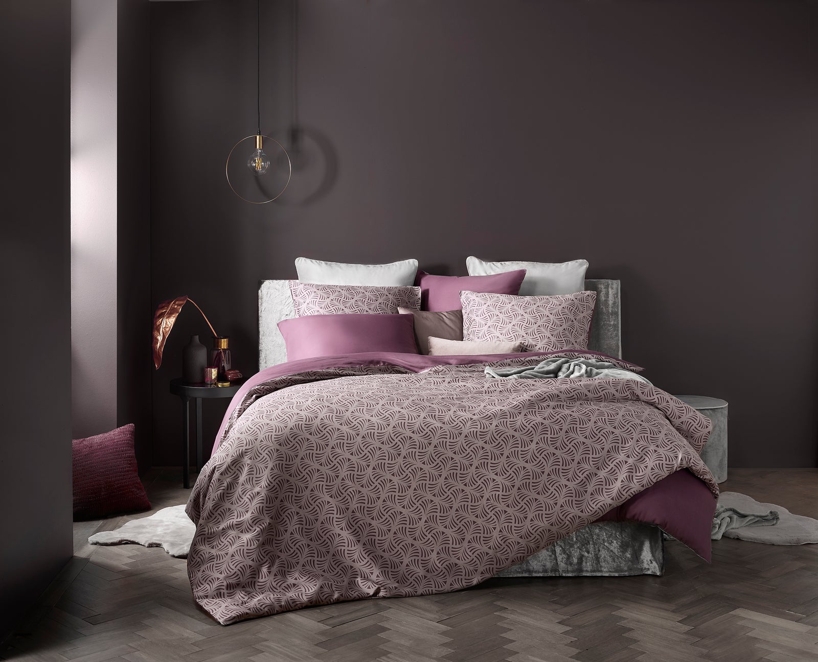 Luxury Collection - Flow Black Plum
